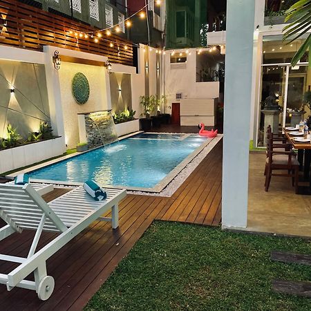 8+ Plus Motels Negombo Extérieur photo
