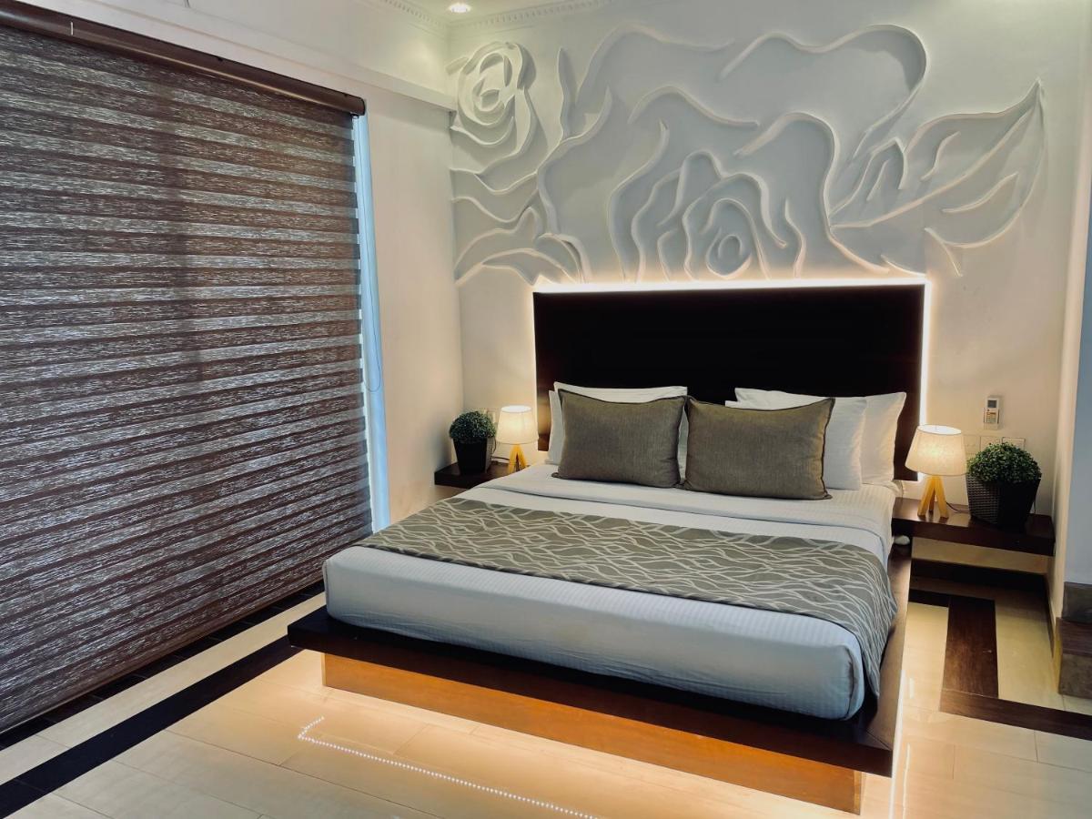 8+ Plus Motels Negombo Extérieur photo
