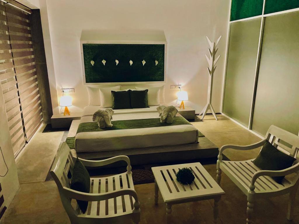 8+ Plus Motels Negombo Extérieur photo