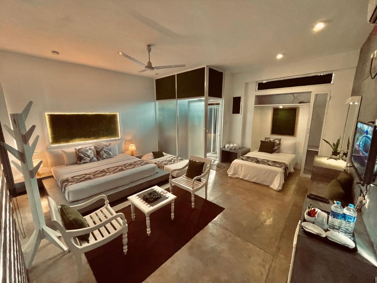 8+ Plus Motels Negombo Extérieur photo
