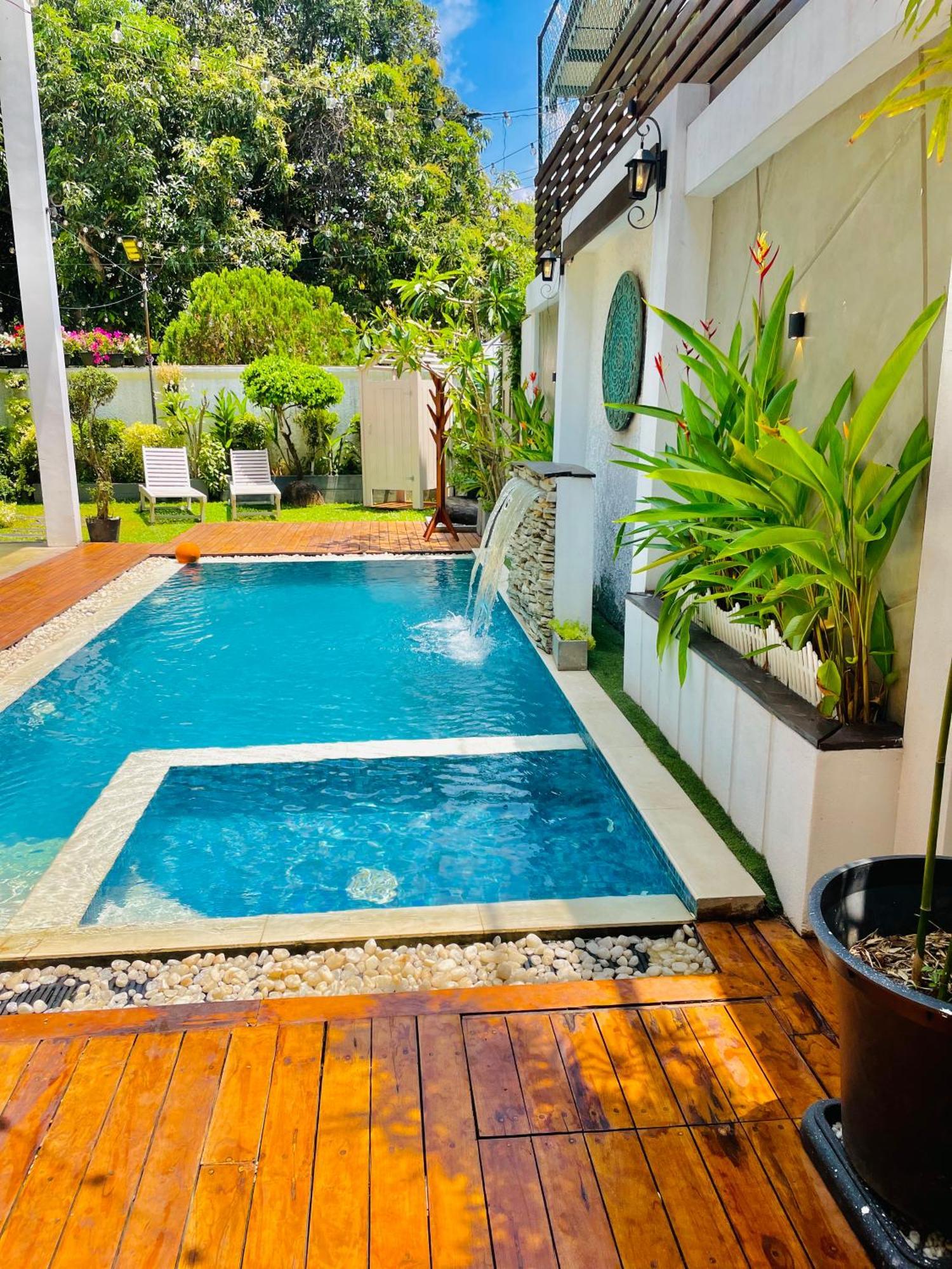 8+ Plus Motels Negombo Extérieur photo